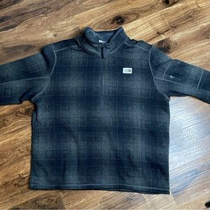 The North Face brand half-zip pullover sweater — Black & Grey plaid pattern